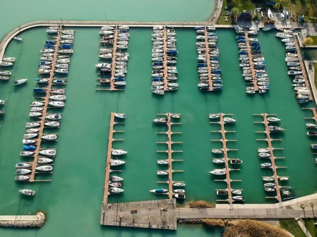 Apartament Hello Balaton Alsóörs Zewnętrze zdjęcie